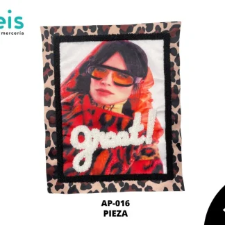 PARCHES RELIEVE Y ESTAMPADO CHICA POSANDO CON LENTES GROOT AP-016