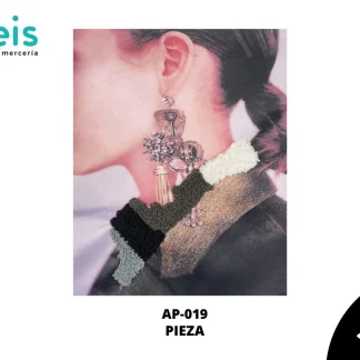 PARCHES RELIEVE Y ESTAMPADO CHICA CON ARETES AP-019