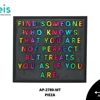 PARCHES RELIEVE Y ESTAMPADO FIND SOMEONE WHO KNOWS AP-2780-MT 25.5cmX22cm MULTICOLOR