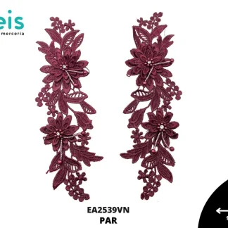 APLICACIONES EN PAR COLOR POLIESTER BRILLOSO 3D DECORADO EA2539VN 9cmX25cm VINO